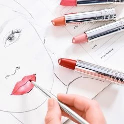 Clinique Dramatically Different Lipstick Shaping Lip Colour