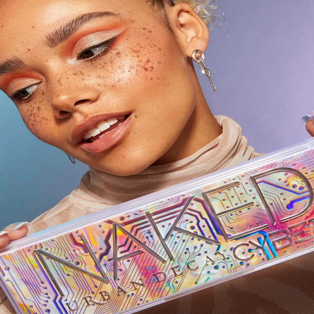 Urban Decay Naked Cyber Paleta De Sombras 3 Urban Decay Naked Cyber Paleta De Sombras