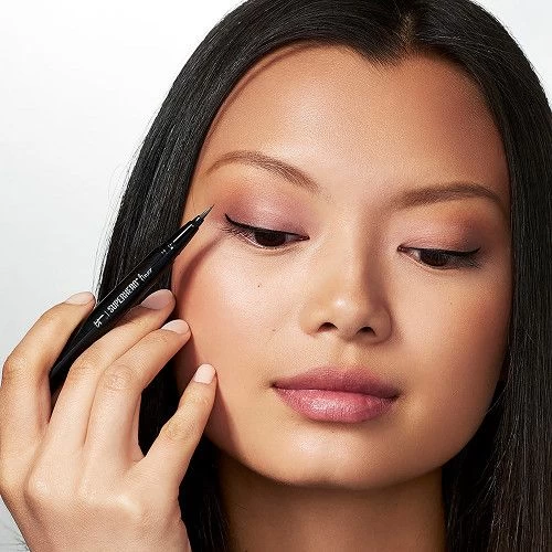 IT Cosmetics Superhero Liner Eyeliner Líquido 5 IT Cosmetics Superhero Liner Eyeliner Líquido - Imagen 3