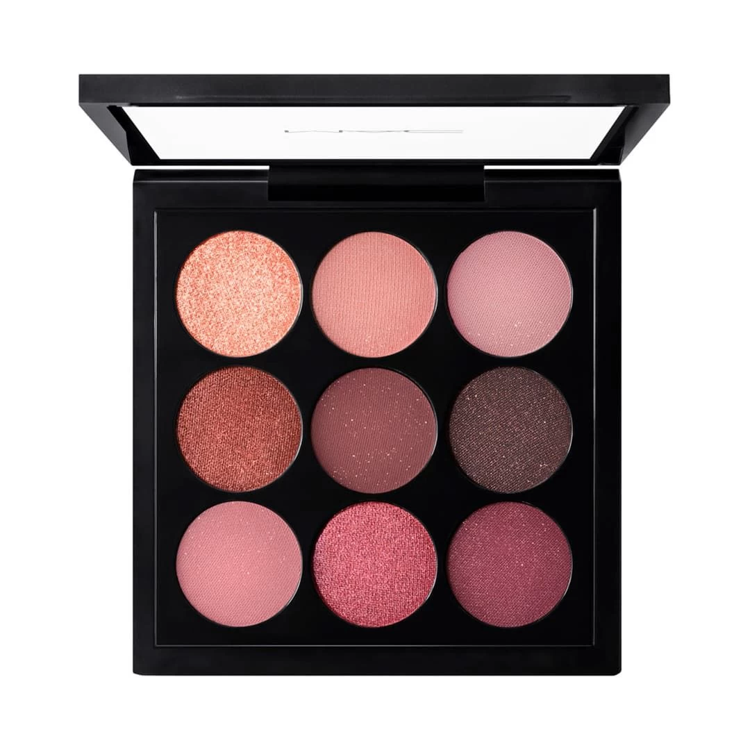 MAC Paleta De Sombras Burgundy Times Nine 8 MAC Paleta De Sombras Burgundy Times Nine - Imagen 6
