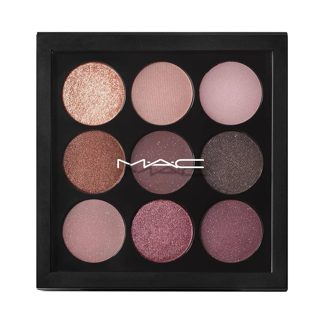 MAC Paleta De Sombras Burgundy Times Nine 7 MAC Paleta De Sombras Burgundy Times Nine - Imagen 5