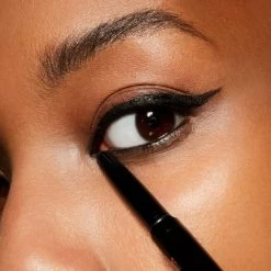 MAC Delineador Dos En Uno 14 MAC Delineador Dos En Uno -Maquillaje De Lujo 0MO23570 6 2ee6