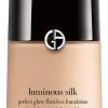 Giorgio Armani Base De Maquillaje Luminous Silk 1 Giorgio Armani Base De Maquillaje Luminous Silk -Maquillaje De Lujo img M 0MR18805 1 b454